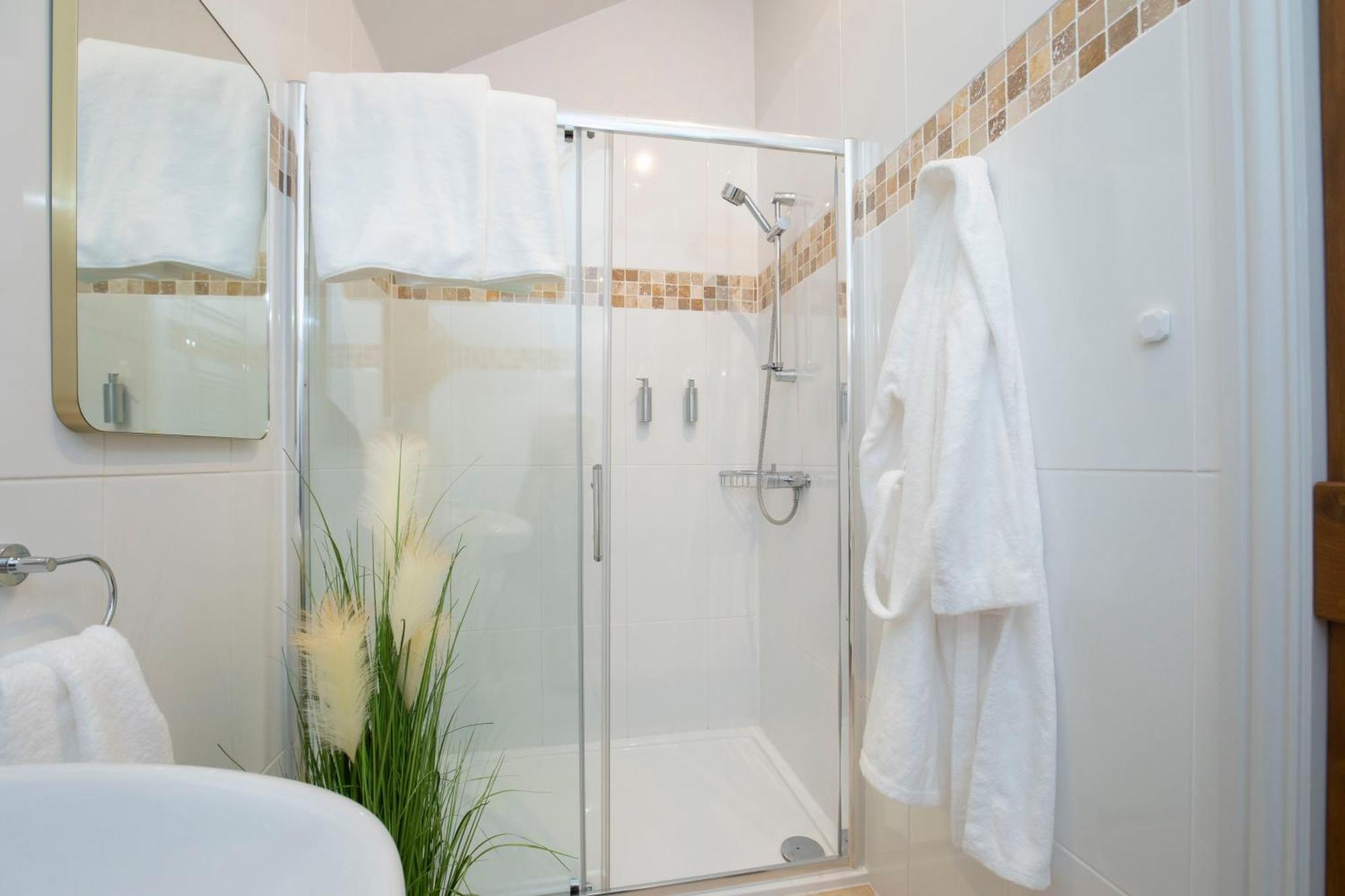 Stable Lodge - Boutique Bed & Breakfast Shurdington Екстер'єр фото