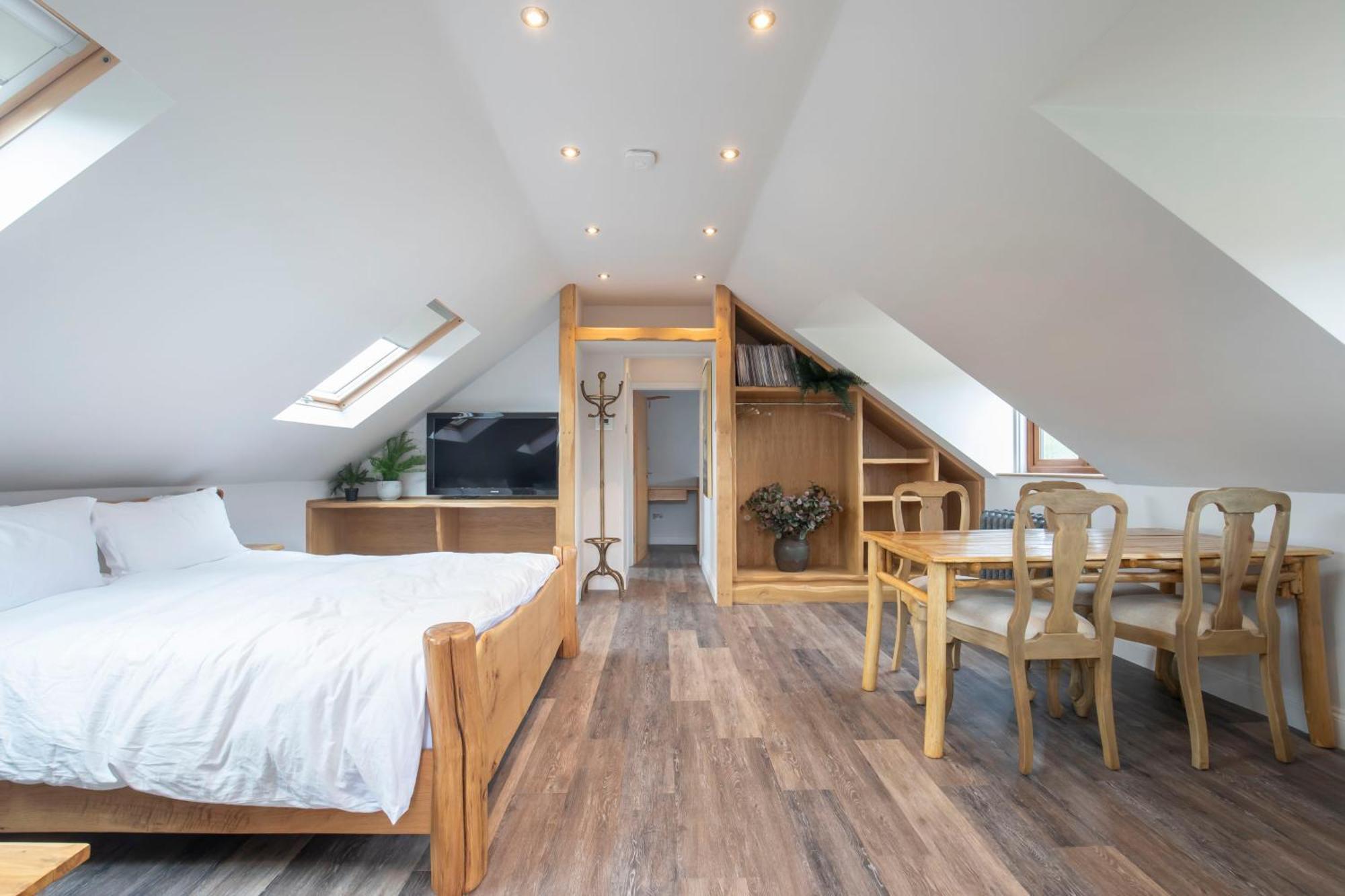Stable Lodge - Boutique Bed & Breakfast Shurdington Екстер'єр фото