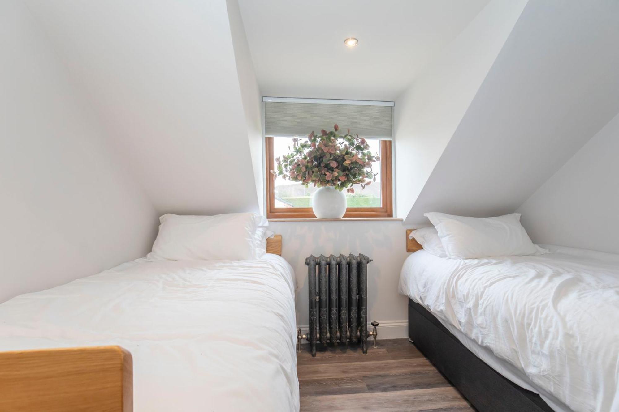 Stable Lodge - Boutique Bed & Breakfast Shurdington Екстер'єр фото